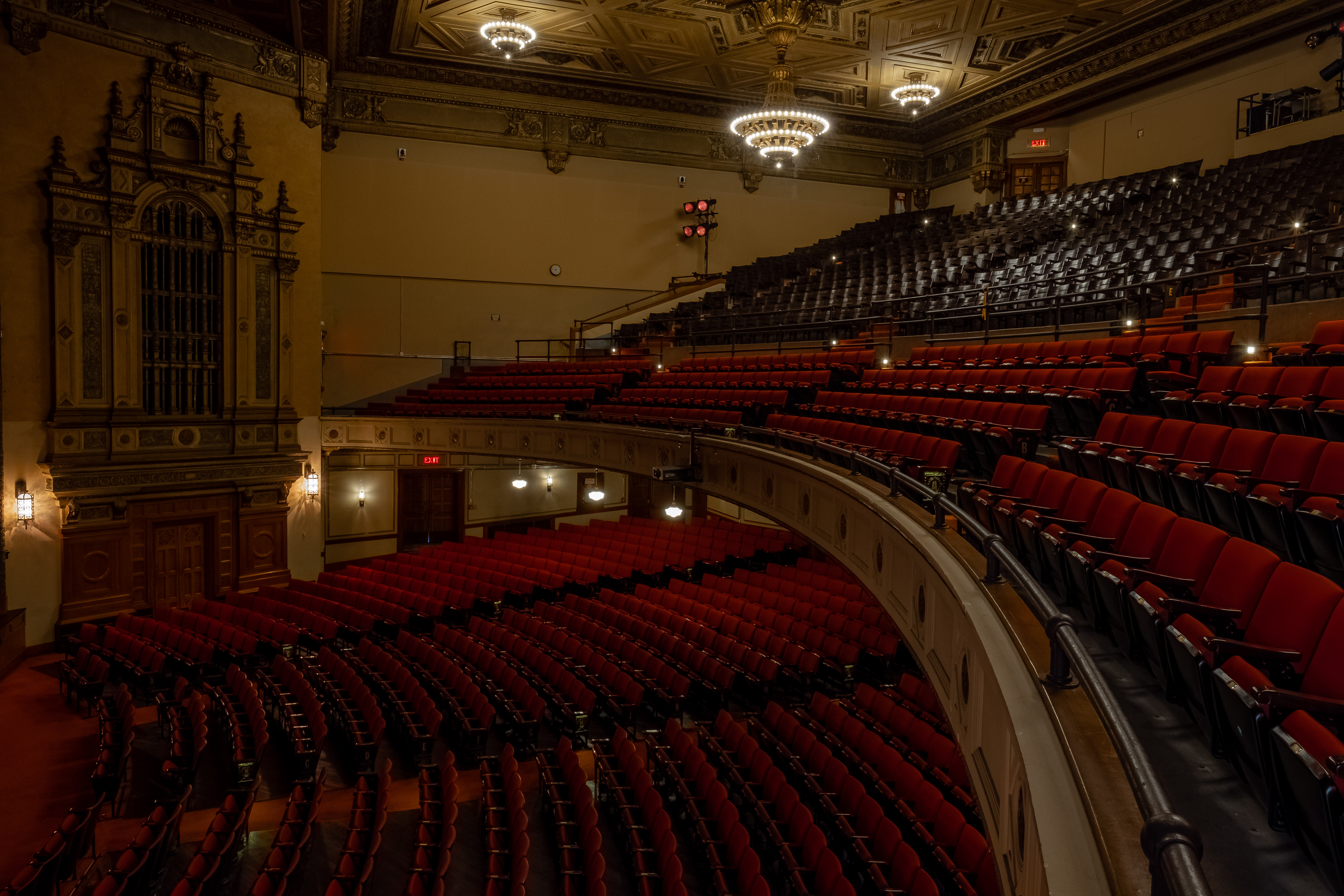Theater seating. Театр Ленсовета СПБ. Theatre Hall. Театральный зал в NCPA. Оперный зал в NCPA.